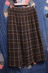 <img class='new_mark_img1' src='https://img.shop-pro.jp/img/new/icons43.gif' style='border:none;display:inline;margin:0px;padding:0px;width:auto;' />50'S CHECK NEP WOOL PLEAT SKIRT (D.BRN/WHT)