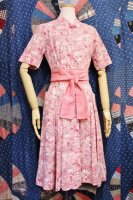 50'S ORIENTAL PRINTED SHORT SLEEVE COTTON DRESS WITH BELT (PNK)