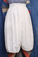 1920'S COTTON PLEATED SPORTS GYM BLOOMERS (WHT)