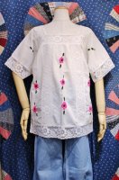 DEAD STOCK 70'S LACE SQUARE NECK FLOWER EMBROIDERED TUNIC (WHT/PNK)