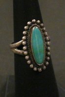 <img class='new_mark_img1' src='https://img.shop-pro.jp/img/new/icons43.gif' style='border:none;display:inline;margin:0px;padding:0px;width:auto;' />VINTAGE FRED HARVEY ERA BELL TRADING OVAL TURQUOISE SILVER RING 