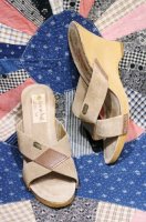 70'S BASS SUEDE LEATHER CROSS WEDGE SANDALS MADE IN ITALY (BEIGE)