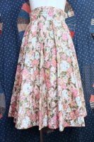 50s POLISHED COTTON ROSE FLOWER PRINT FLARE SKIRT with PANNIER