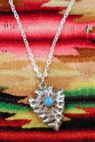 VINTAGE 40s-50s FRED HARVEY STYLE ARROWHEAD TURQUOISE SILVER PENDANT 