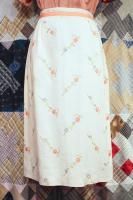 50s GROSGRAIN TAPE WAIST EMBROIDERED PENCIL SKIRT (BEIGE)