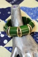 VINTAGE 40s-50s BAKELITE & METAL STRETCH BRACELET (GRN/GLD)