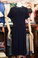 50s Allen Peck BOW CREPE DRESS WITH RHINESTONE CABOCHON (NVY)