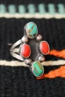 VINTAGE NAVAJO TURQUOISE CORAL SILVER RING