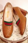 <img class='new_mark_img1' src='https://img.shop-pro.jp/img/new/icons43.gif' style='border:none;display:inline;margin:0px;padding:0px;width:auto;' />VINTAGE GUCCI SHERRY LINE PUMPS(CRML)