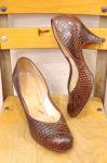 <img class='new_mark_img1' src='https://img.shop-pro.jp/img/new/icons43.gif' style='border:none;display:inline;margin:0px;padding:0px;width:auto;' />40'S SNAKE SKIN ROUND TOE PUMPS(BRN)