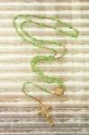 <img class='new_mark_img1' src='https://img.shop-pro.jp/img/new/icons43.gif' style='border:none;display:inline;margin:0px;padding:0px;width:auto;' />VINTAGE GREEN GLASS BEADS ROSARY (GRN)
