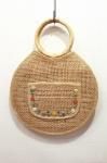 <img class='new_mark_img1' src='https://img.shop-pro.jp/img/new/icons43.gif' style='border:none;display:inline;margin:0px;padding:0px;width:auto;' />60'S JUTE FLOWER EMBROIDERED CIRCLE BAG (NTRL)