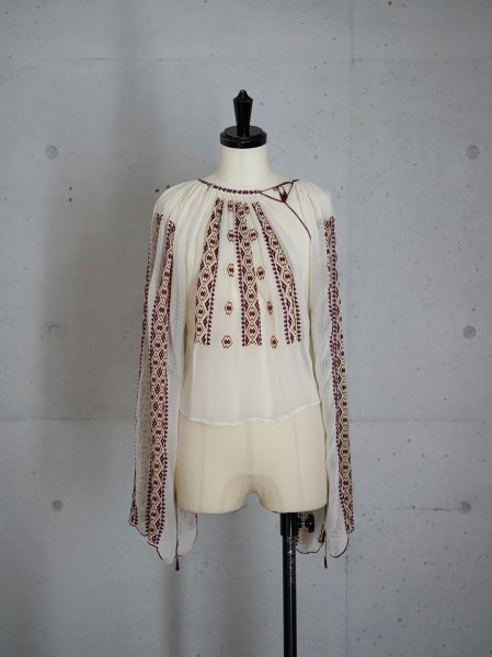 VINTAGE EMBROIDERY SILK BLOUSE