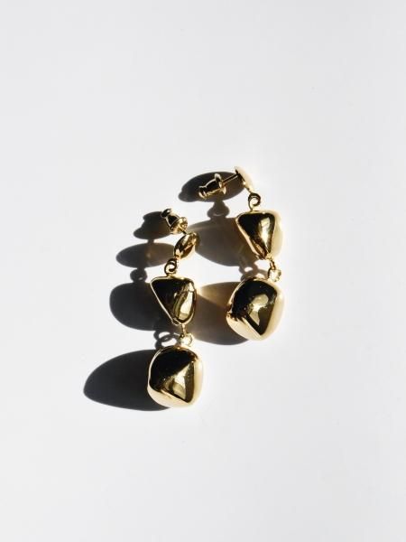 R.ALAGAN DOUBLE AWKWARD BALL EARRINGS / GOLD