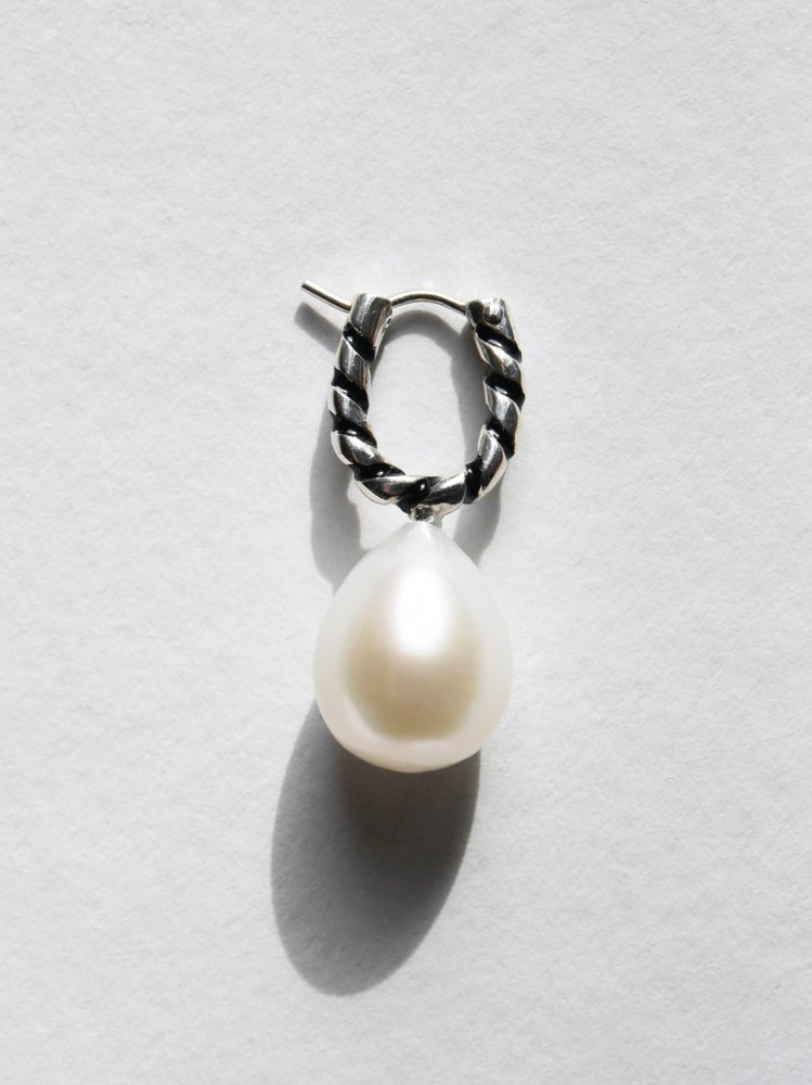 ララガンPEARL STUDS-GOLDピアス☆アガット☆エテ☆スピック\u0026 ...