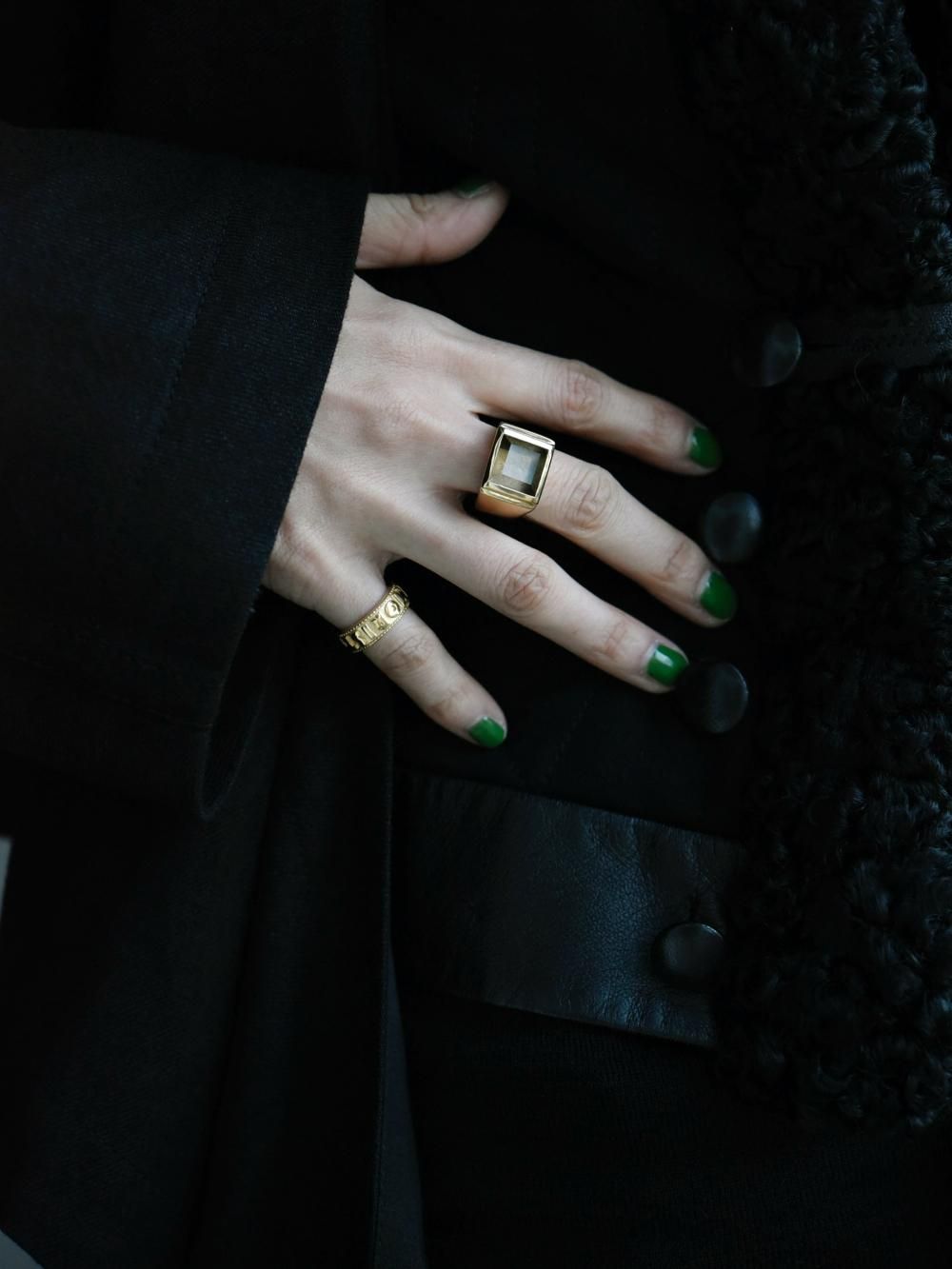 R.ALAGAN ENGRAVED RING - n e p