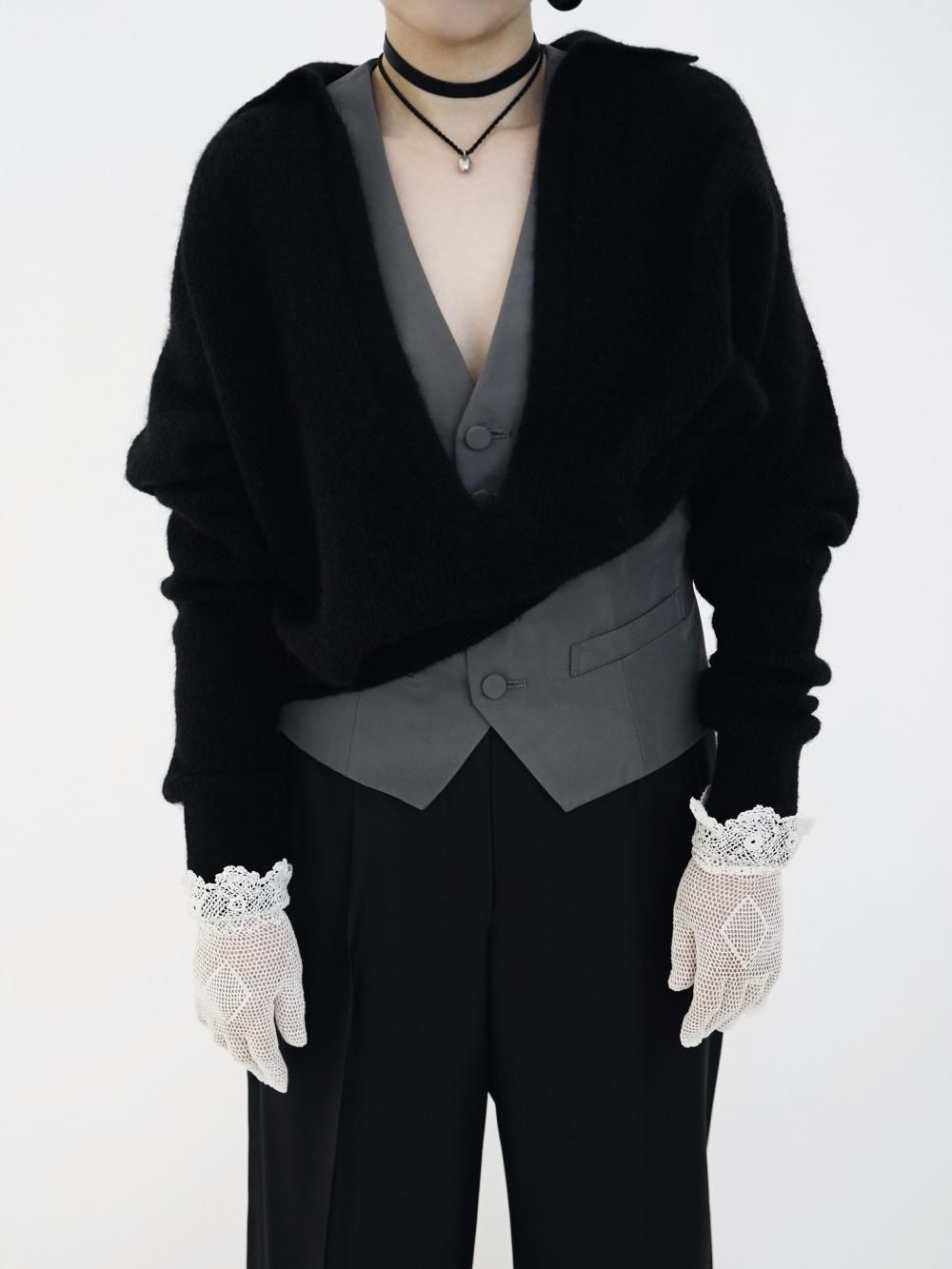 Ernie Palo  MOHAIR V NECK L/S KNIT / BLACK