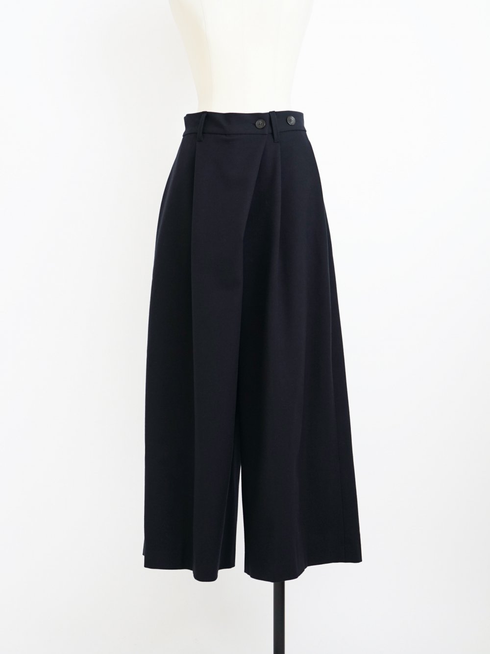 yuumiARIA BIG TUCK PANTS / BLACK