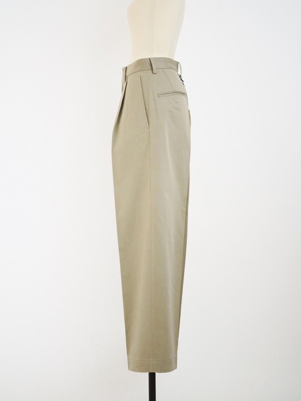 AURALEE WASHED FINX CHINO ONE-TUCK PANTS / LIGHT KHAKI - n e p