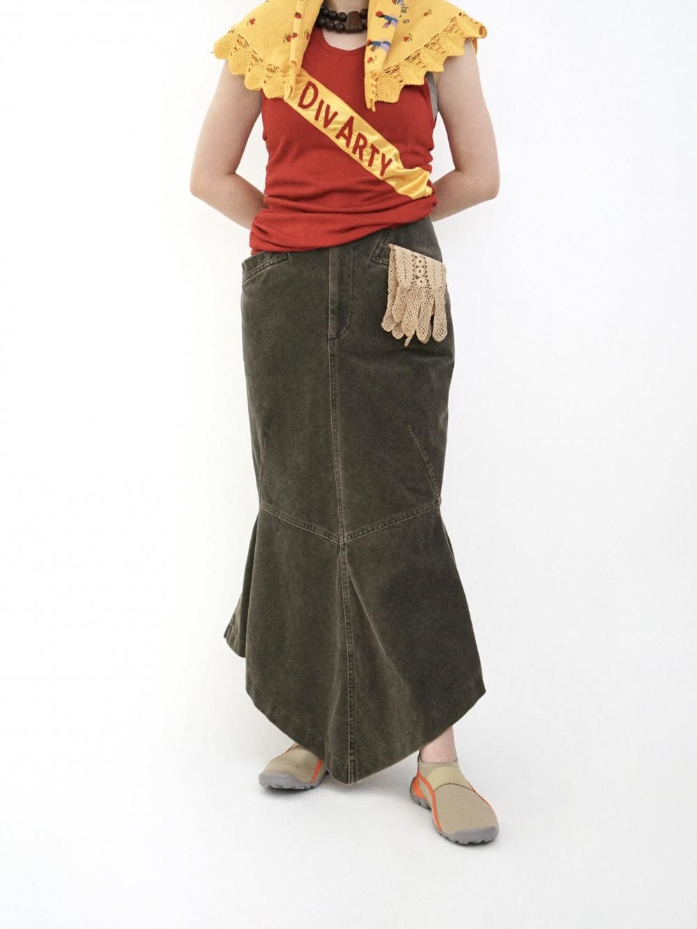 FUMIKA_UCHIDA CORDUROY IRREGULAR HEM SKIRT / BROWN 