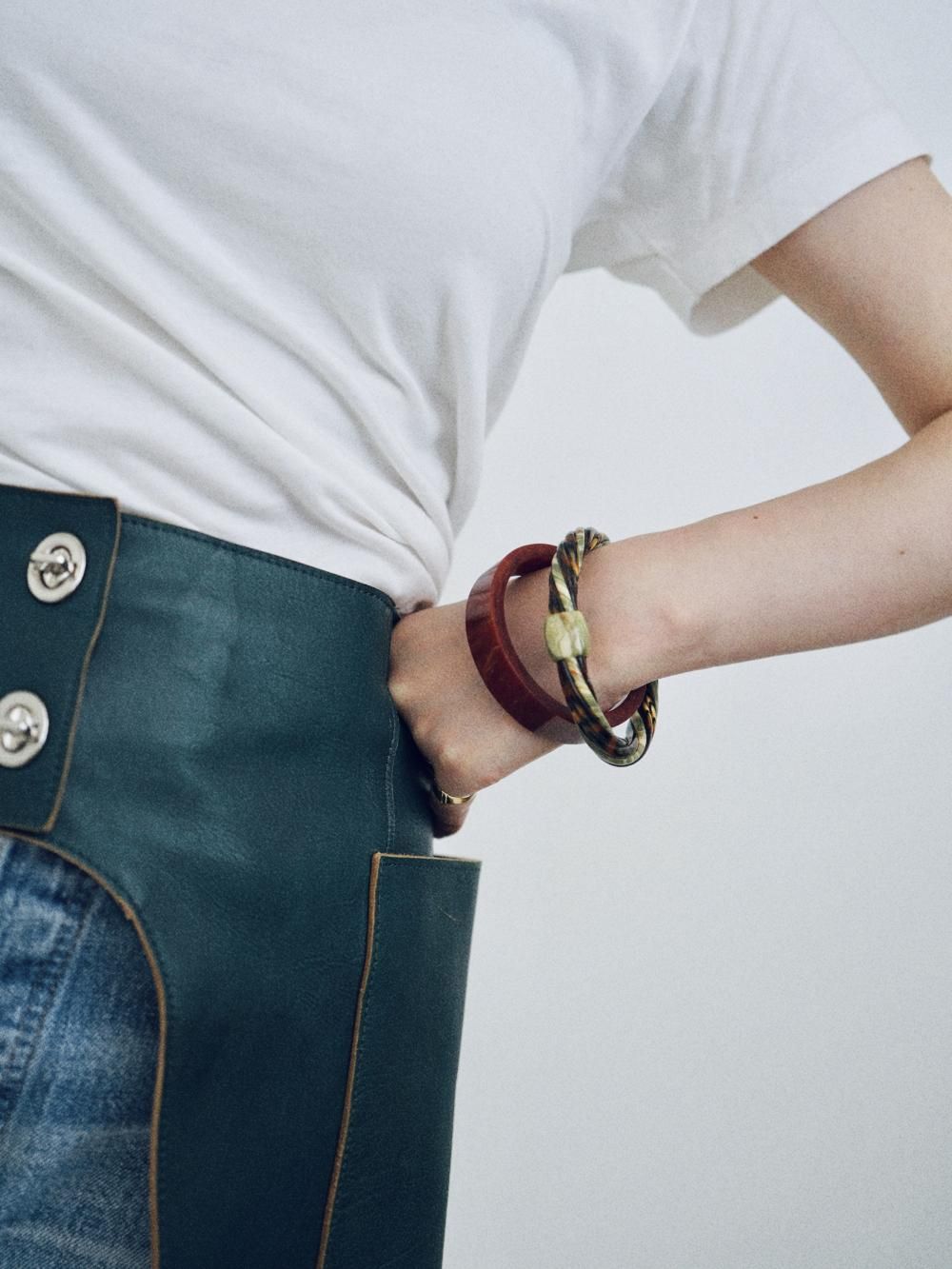 VINTAGE BANGLE