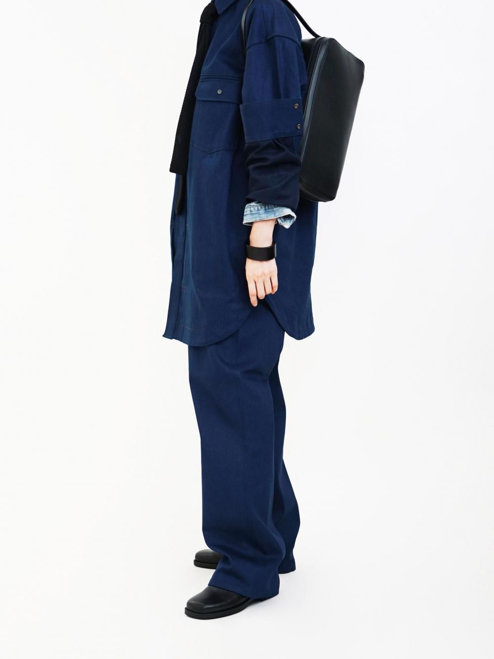 AURALEE LEATHER SQUARE BAG MADE BY AETA / BLACK - n e p
