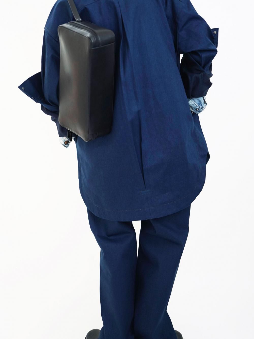 AURALEE LEATHER SQUARE BAG MADE BY AETA / BLACK - n e p