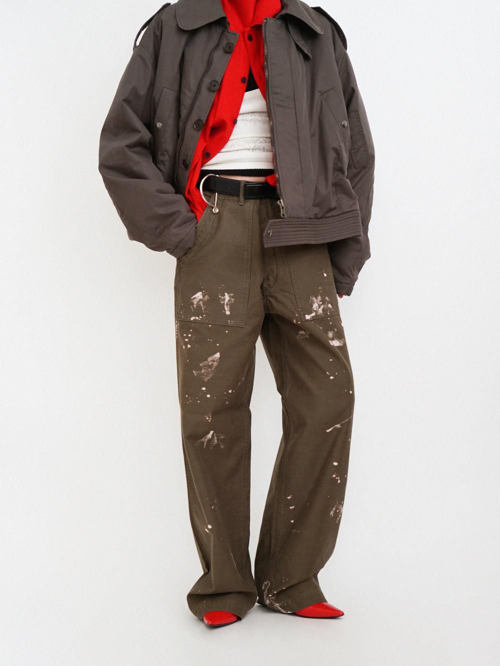 AURALEE WASHED BAGGY SATIN BLEACHED BAKER PANTS / KHAKI BROWN - n e p