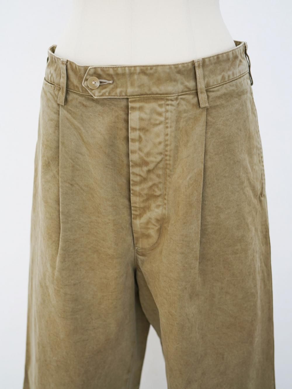 AURALEE PRODUCT DYED FINX CHINO ONE-TUCK PANTS / BEIGE - n e p