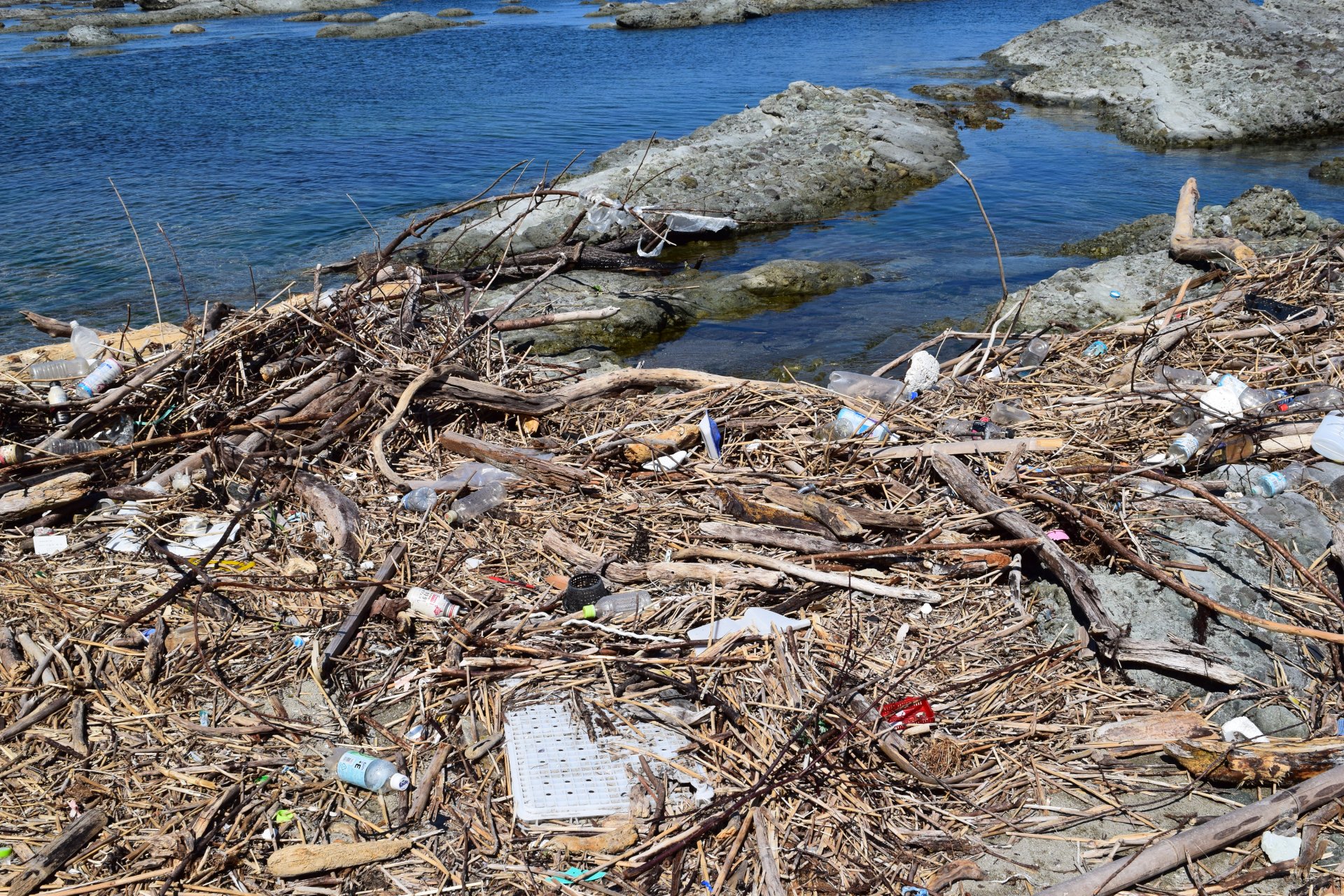”MAEKAKE” JUTE BAG　イメージ画像　海洋ごみ　地球環境　環境破壊