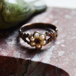 Pearl&Garnet Cluster Ring