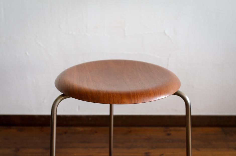 アルネ・ヤコブセン 3170 チーク ドット スツール ARNE JACOBSEN 