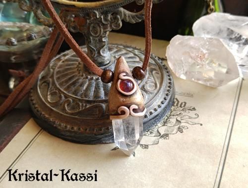 水晶,ドラゴンズブレスのペンダント 「石の種」 - Kristal-Kassi