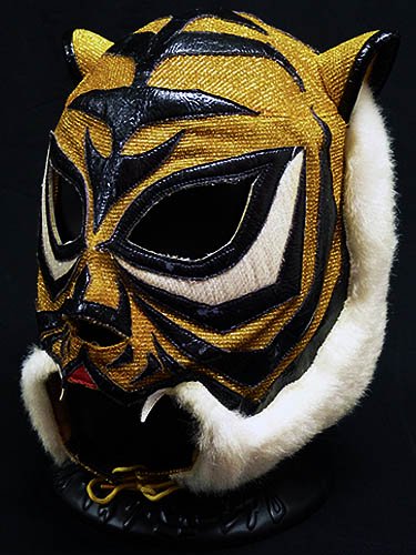 4代目タイガーマスク 初期型マスク ヒロ＆マニア館製 サイン入り