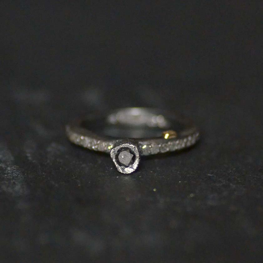 rosa maria】black diamond-side icy gris diamond ring - BORDEAUX 
