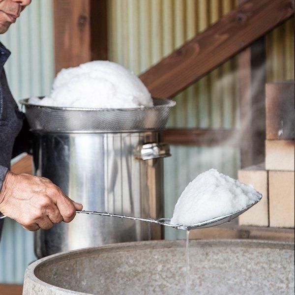 三宅島の焼き塩（1kg入）【レターパック送料込】