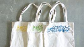 <img class='new_mark_img1' src='https://img.shop-pro.jp/img/new/icons54.gif' style='border:none;display:inline;margin:0px;padding:0px;width:auto;' />Eco Tote Bag