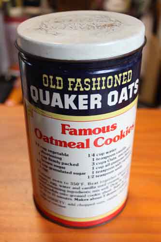 クエーカー　オートミール　缶
