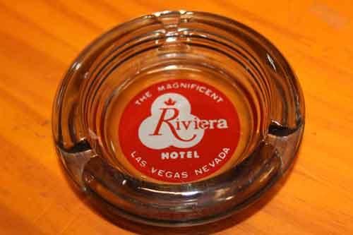 アメリカビンテージ 灰皿 SALE】70'sアメリカ ホテル ホリデイ・イン 陶器製