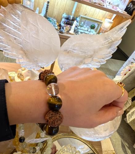 ⁡全ての愛と幸福、縁結びと財運の女神ラクシュミーのルドラクシャブレスレット 全ての愛と幸福、縁結びと財運の女神ラクシュミーのルドラクシャ