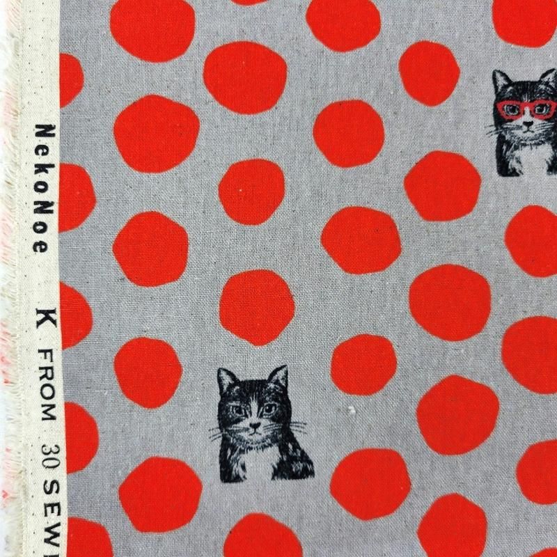 ハンドメイド あみぐるみ 恐ろしかっ グレーのネコ 売買された