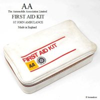 Vintage AA FIRST AID KIT ファーストエイドキット by ST JOHN AMBULANCE