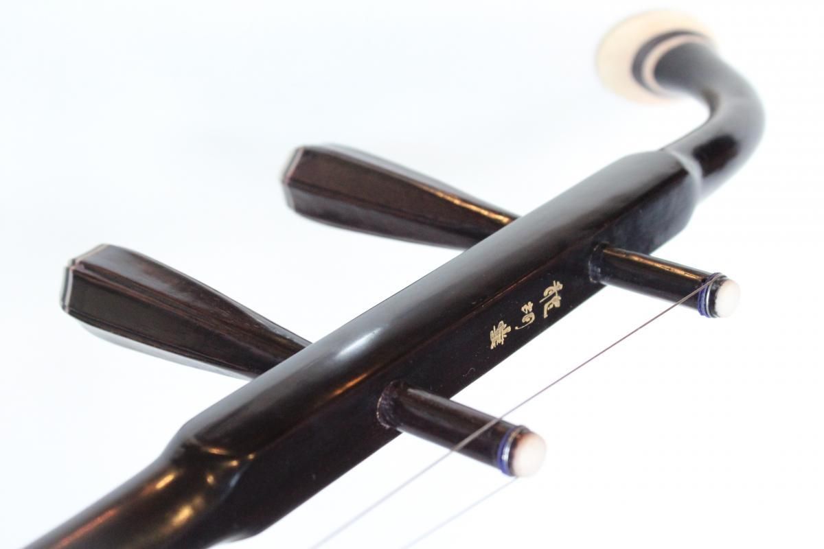 【数々のアワードを受賞】 紅木中胡 (試聴可） 二胡の通販、卸販売なら|中国楽器専門店 - 弦楽器