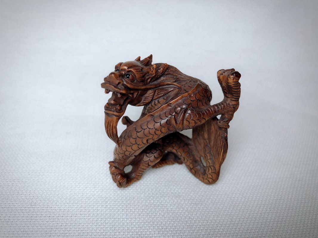 龍 彫刻置物（中古品） - 二胡の通販、卸販売なら|中国楽器専門店【龍