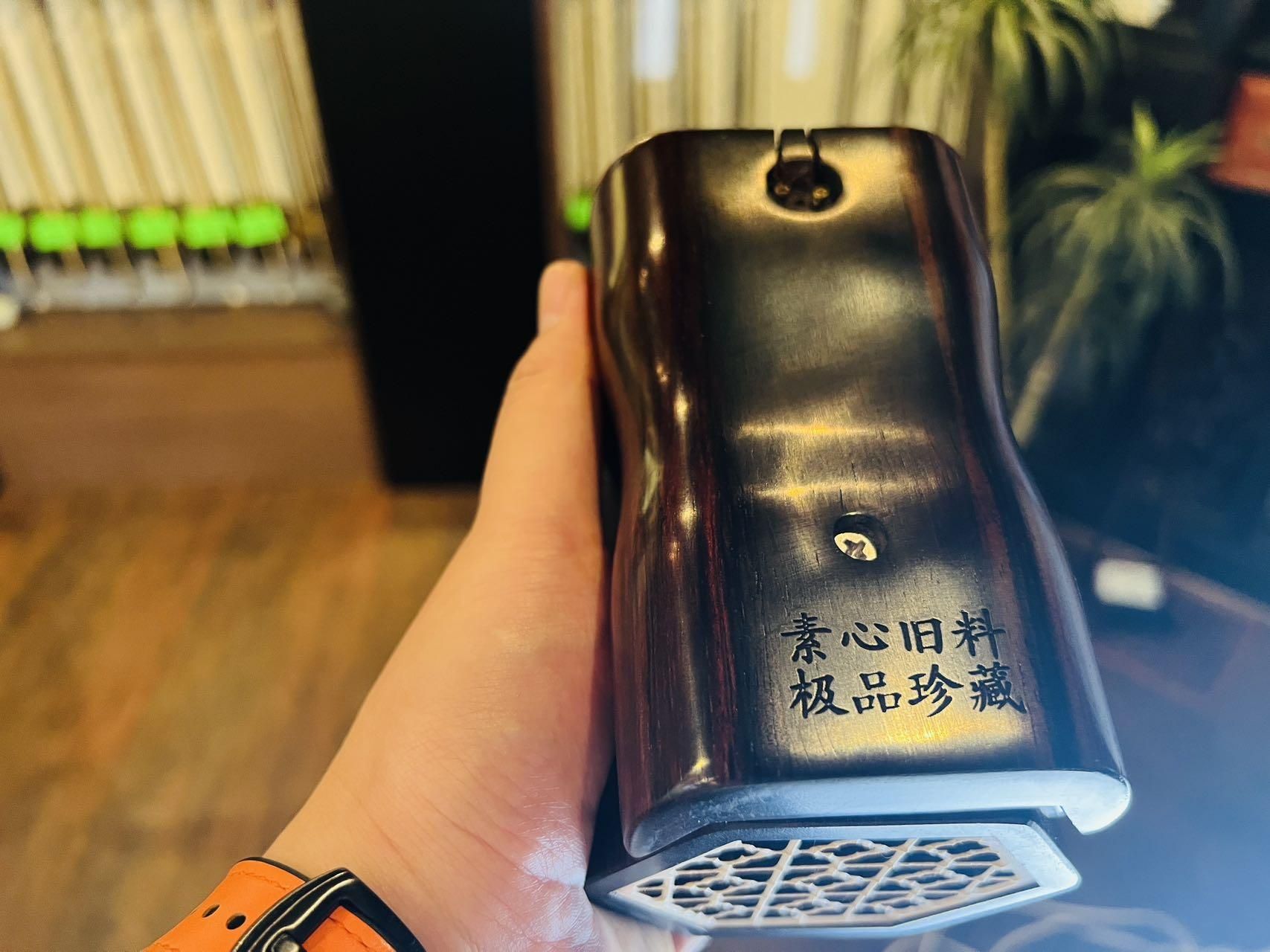 旧蔵 清 小葉紫檀木 はめ込む多寶盒 滿金星牛毛紋清晰 天然木