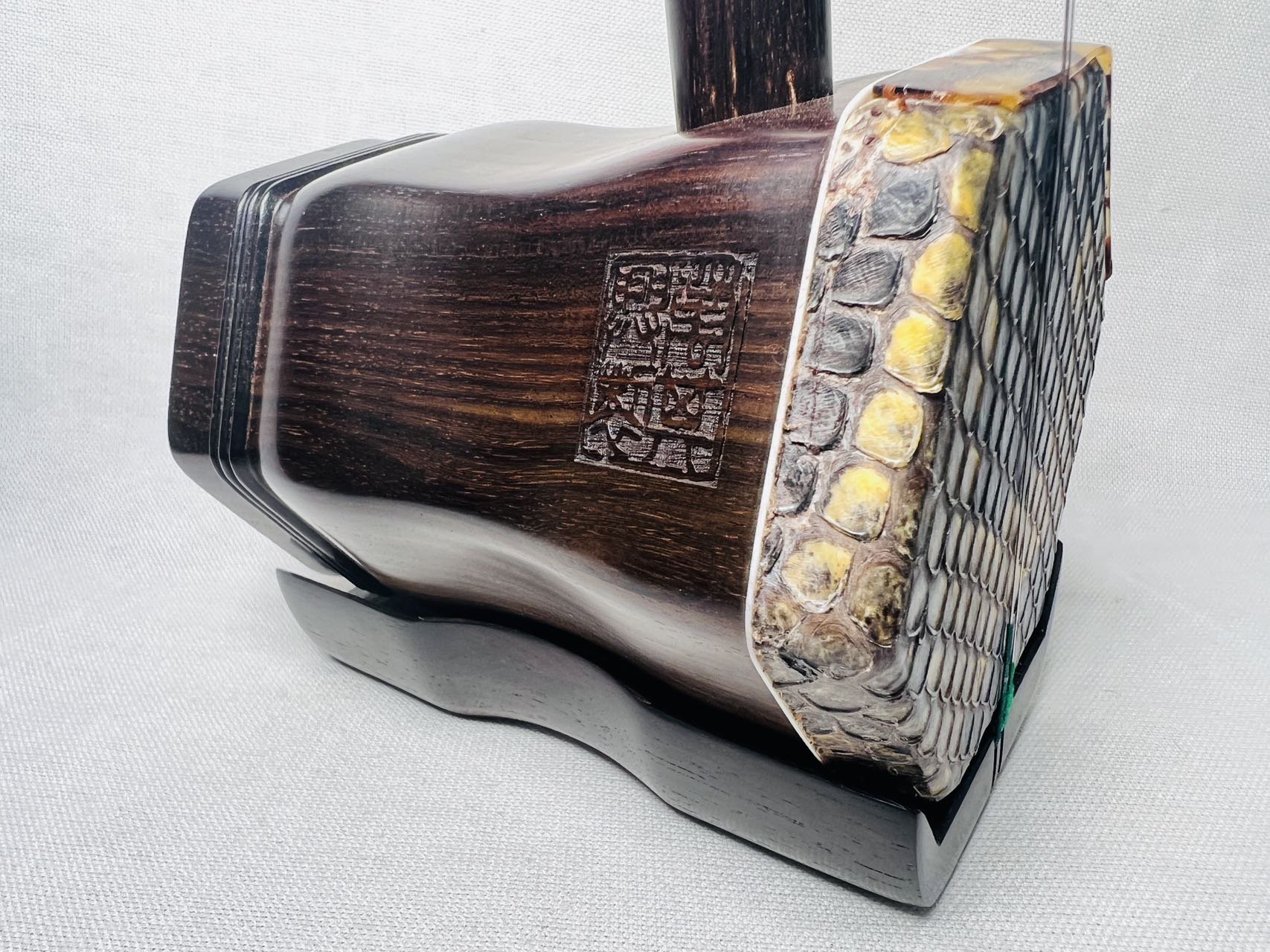 野生ニシキヘビ皮 明清老紅木二胡 - 二胡の通販、卸販売なら|中国楽器 