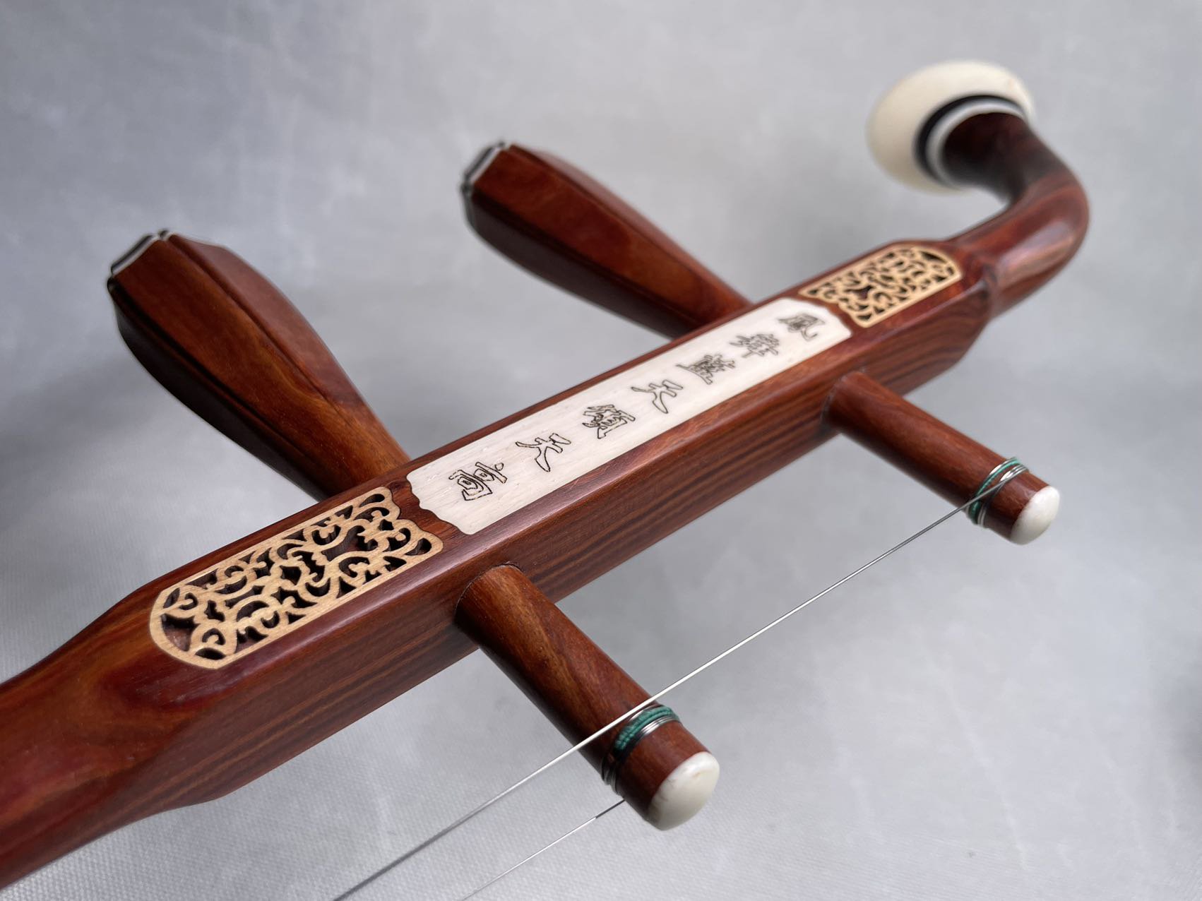 中国楽器 二胡 本蛇皮？ T.jxinxinqinbao 紅木精品紅木精品 - 弦楽器