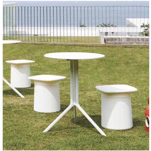 DEGREE SIDE TABLE OUTDOOR / ディグリーサイドテーブル アウトドア - デザイナーズ家具  ミッドセンチュリーのデザイナーズ家具｜ギャレットインテリア＠中目黒