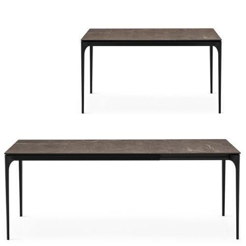 イタリアのCalligaris(カリガリス)社の伸長式ダイニングテーブル
