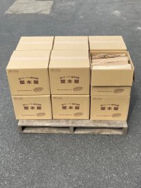 薪ストーブ用カシ薪（全国発送対応） カシ薪約30kgをお得な12箱パックにしましたの商品画像